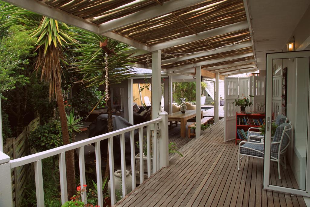Sea Breeze Beach House Plettenberg Bay Exterior photo